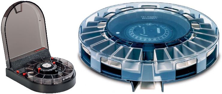 Аквариумные автоматические кормушки FISH MATE F14 (слева) и Rondomatic 400 (справа).