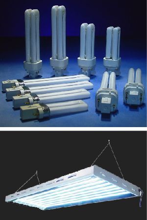 Фото компактные флуоресцентные системы (сверху) и T5 HO (снизу).